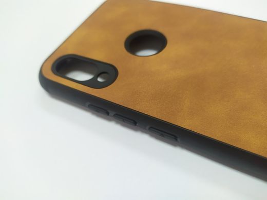 Чехол для Xiaomi Redmi Note 7 Spigen коричневый 15354 фото