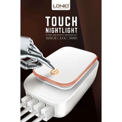 Мережевий зарядний пристрій LDNIO A4405 Led Touch 4 USB + кабель Lightining (4.4A) 07835 фото
